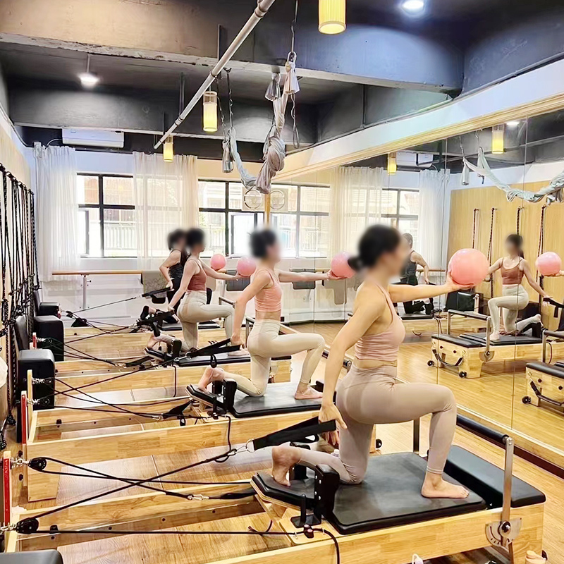 Pilates And Yoga Studio - 2025 최신 필라테스 리포머 장비 홈