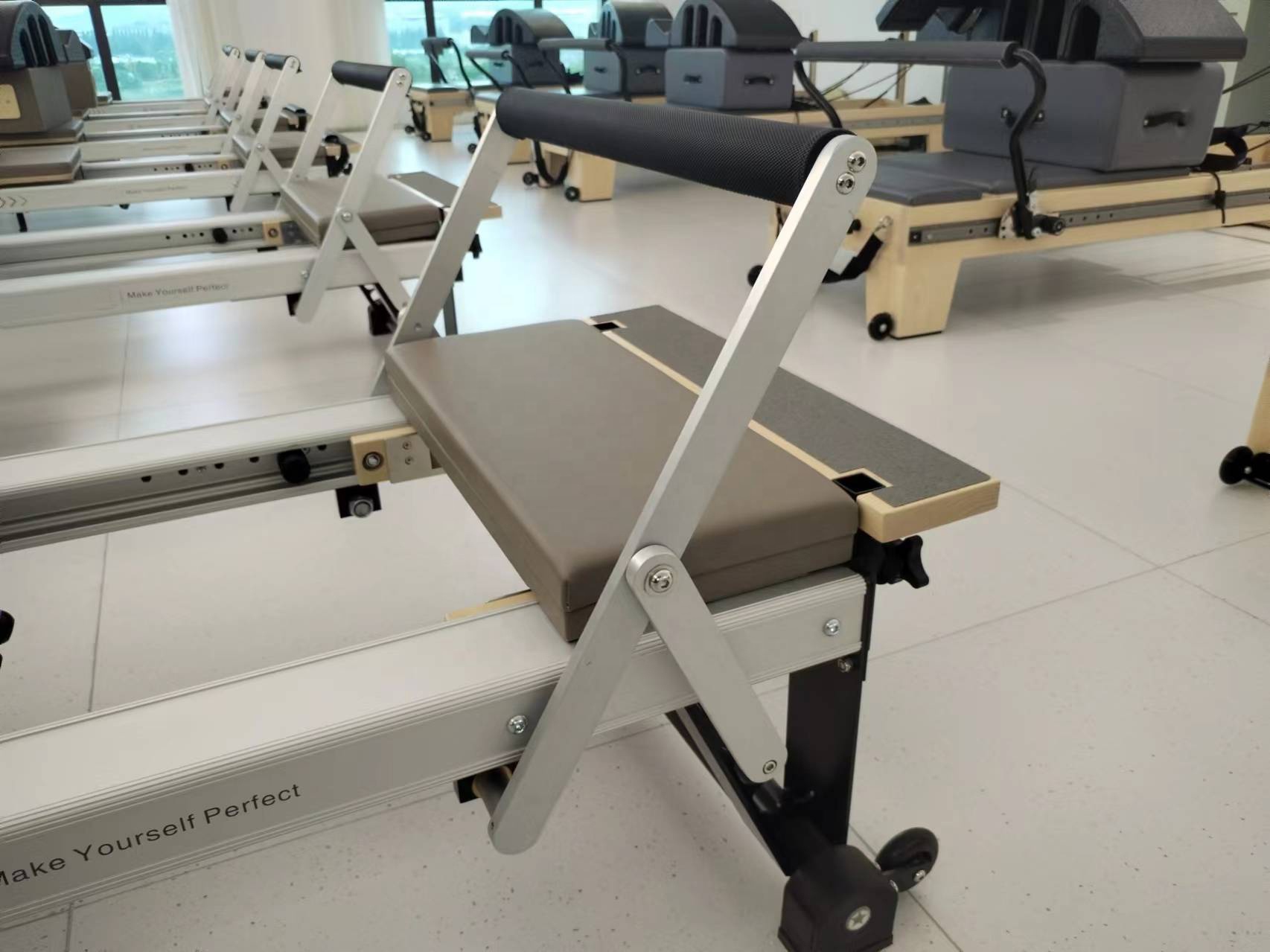 상업용 엘리나 필라테스 리포머 머신 타워 SRP116  - Pilates And Yoga Studio 리뷰 및 가격